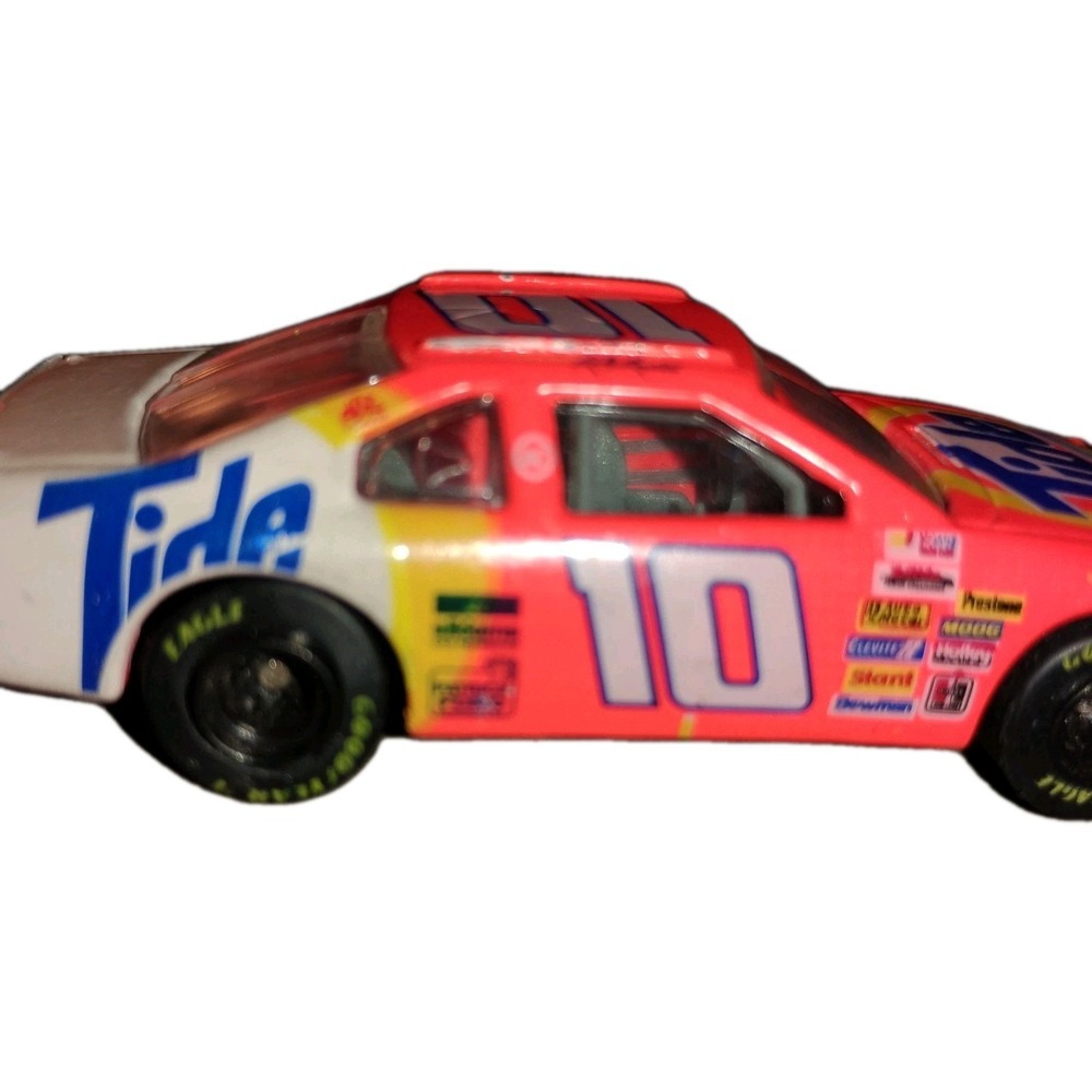 Ricky Rudd 1/24 Scale # 10 Tide 1995 Ford Thunderbird Vintage Racing Champions